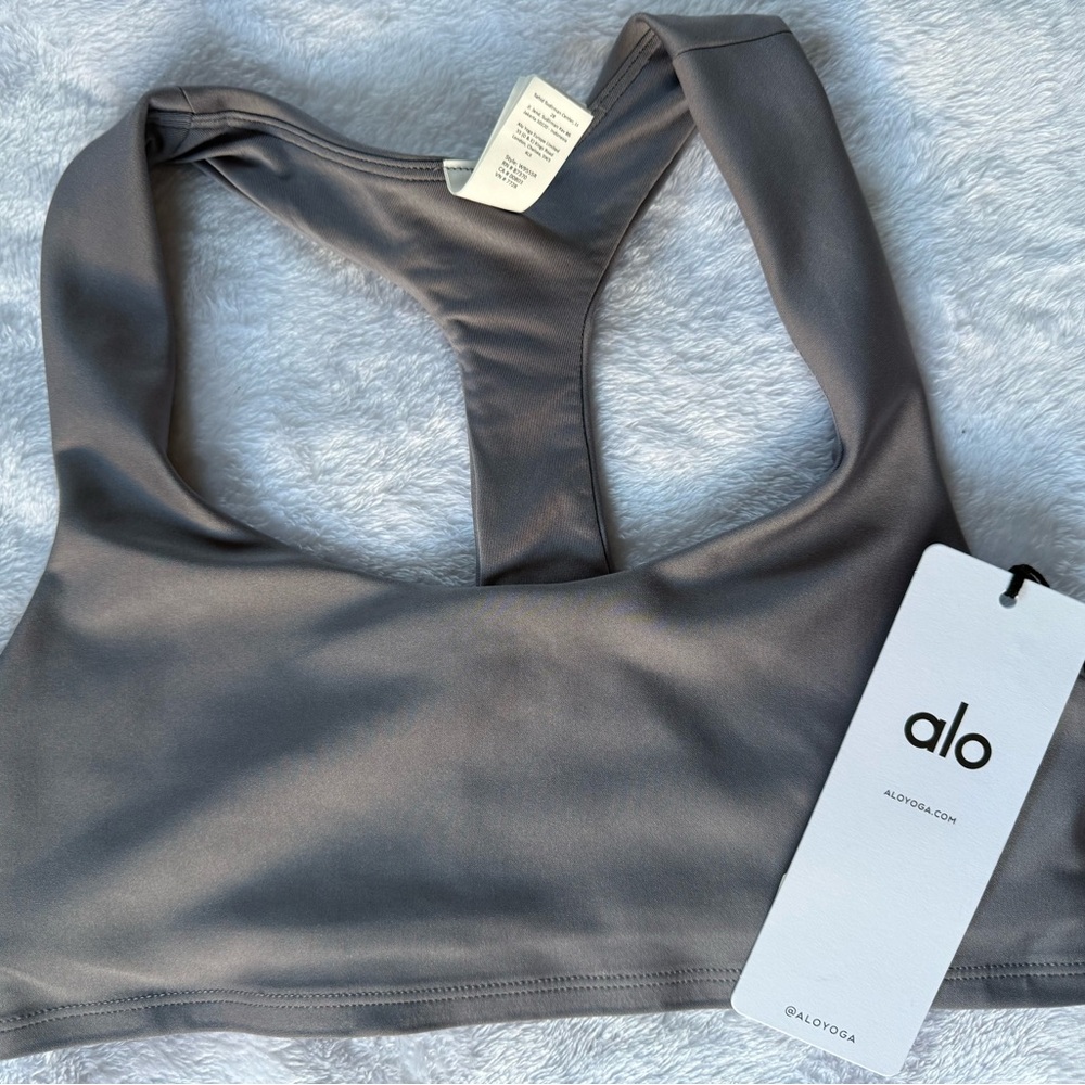 BRAND NEW - ALO Yoga AIRLIFT INTRIGUE Women's Steel Gray Sports Bra